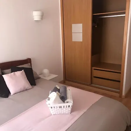 Jusqu'a 6 Personnes Sur La Presqu'ile De Surf Portugal Apartmán