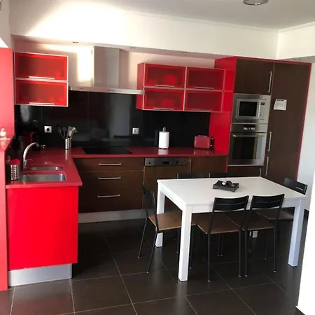 Apartment Jusqu'a 6 Personnes Sur La Presqu'ile De Surf Portugal *